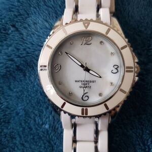 Quartz White Ceramic Watch